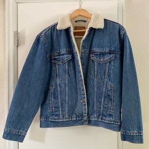 Levi’s Sherpa Denim Jacket M